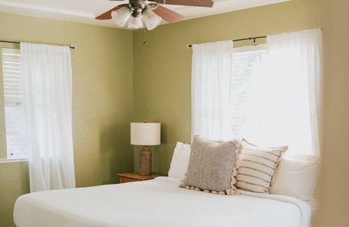 Long Barn Cabin | The Long Barn Lodge - Luxury Cabin K