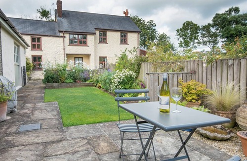 Amroth Cottage | The Longhouse, holiday home Amroth, Sleeps 2, 1 bedrooms, bathrooms
