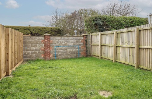 Sea Palling Cottage | THE LOOK OUT, family friendly, country holiday cottage in Sea Palling