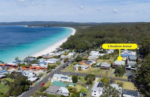 Hyams Beach House | The Lookout at Hyams Beach