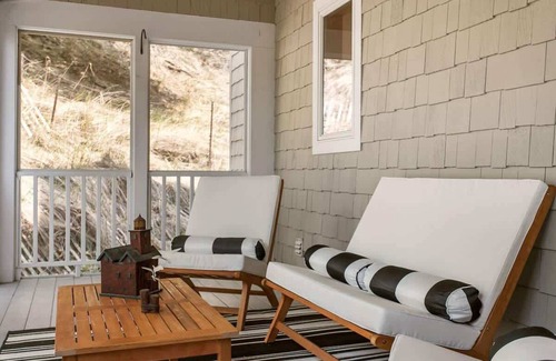 Ferrysburg House | The Lookout | Beach Access | Close to Grand Haven