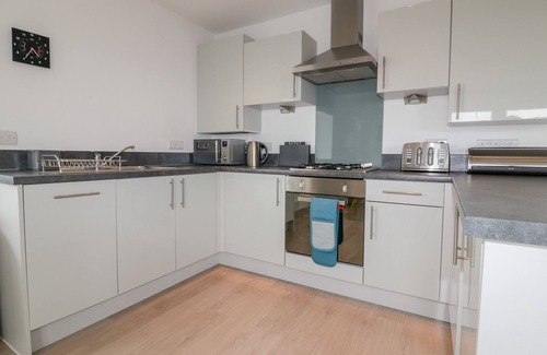Newquay Cottage | THE LOOKOUT, family friendly, country holiday cottage in Newquay
