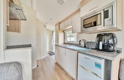 Hayling Island House | The Lookout - Hayling Island