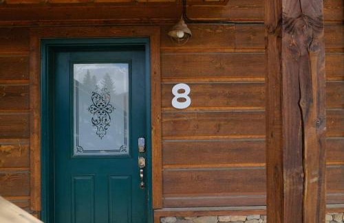 Grand Lake Hotel | The Loose Moose Lodge #8 At Downtown Grand Lake