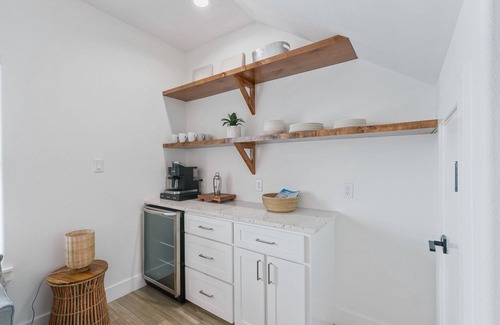 Port Aransas House | The Lost Chancla - Pet Friendly! View of Community Pool!