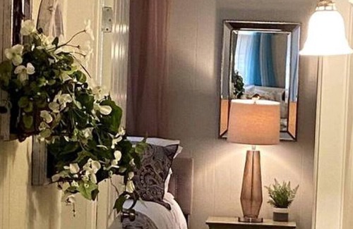 New Iberia House | The Lost Ruby, a gem of a bungalow in New Iberia, Louisiana