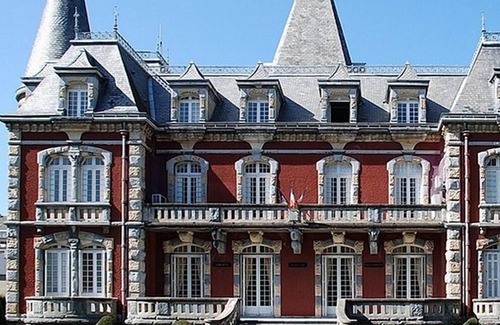 Lourdes Apartment | The Lourdaise escape * Terrace * Town center * Parking * Wifi