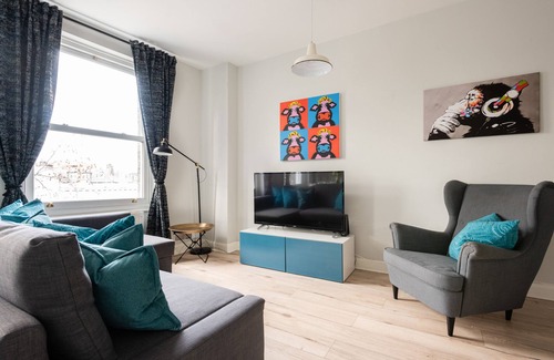 Camberwell Apartment | The Love Walk 3 bedroom Apartment