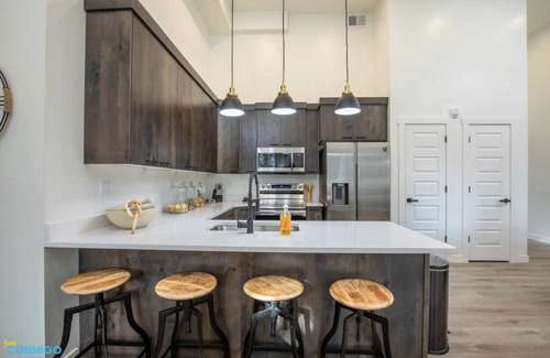 South Ogden Apartment | The Lux at the Brooks on 40th