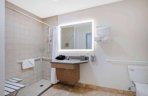 Waterloo Hotel | The Lux Hotel & Conference Center, an Ascend Collection Hotel
