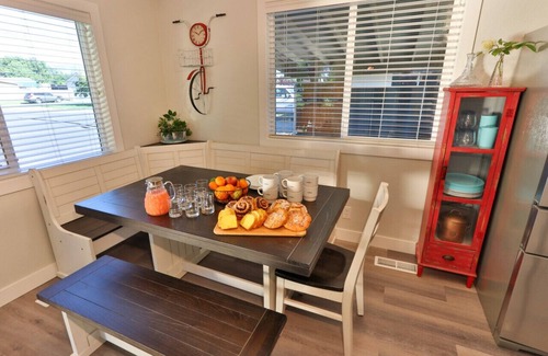 Walla Walla East House | The Luxe Awaits You!