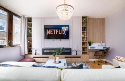 Westminster Apartment | The Luxe Lounge 2Bed 2Bath Sauna and Private Cinema