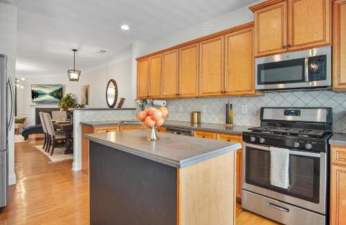 South Downtown House | The Luxe on 16th Steps to Atlantic Station