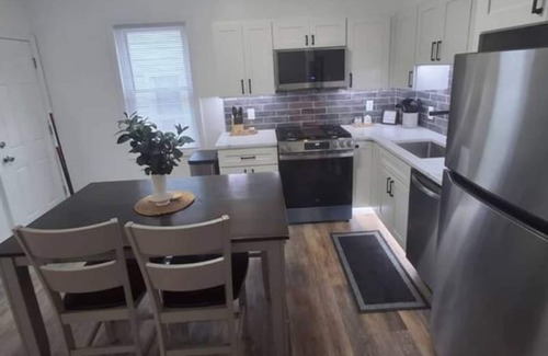 Providence Apartment | The Macro-Lux at Lower Atwells 2BR APT Ldry.DW "P"