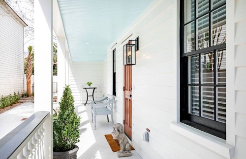 Westside House | The Madison Compound- Entire Charleston House & Suites w/Private Roof Top Deck