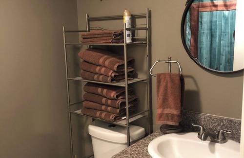 Boothville-Venice House | The Mahi Lodge is a quiet secluded 3bedroom 2full bath lodge in Venice LA