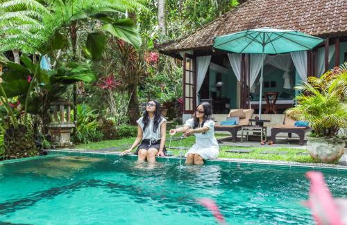 Melayang Villa | The Mahogany Villa Ubud
