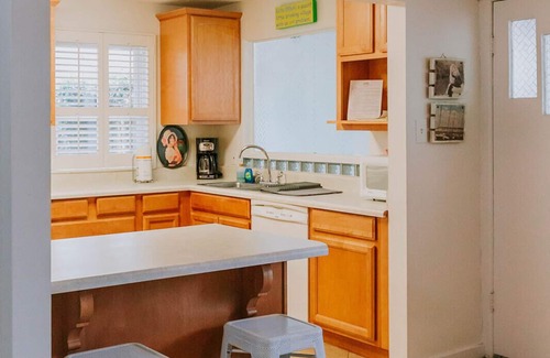 Biloxi House | The Main Suite - near Beach and close to Downtown - the perfect location!