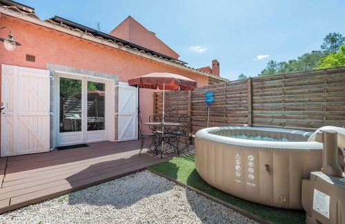 Callas Apartment | The Maison Rose studio