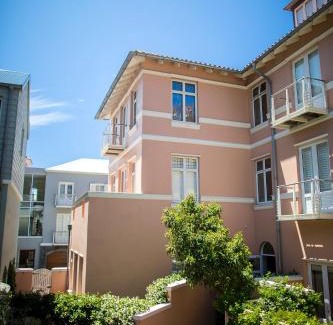 Kalk Bay Apartment | The Majestic Apartments