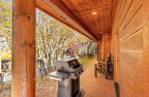 McCall Apartment | The Majestic