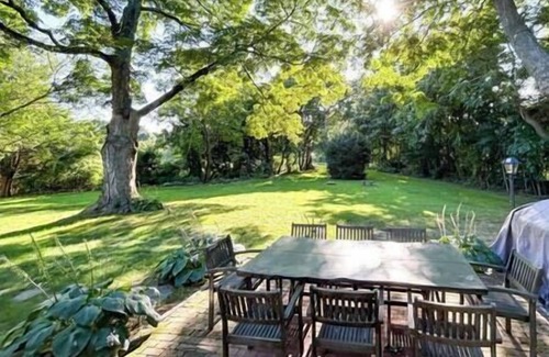 Cranston House | The Major Thomas Fenner House: An Historic Retreat