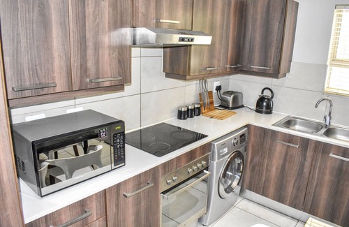 Sandown Apartment | The Malaika Epic Luxury apartments