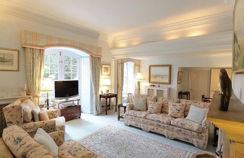 Burford Cottage | THE MALT HOUSE, pet friendly, character holiday cottage in Burford