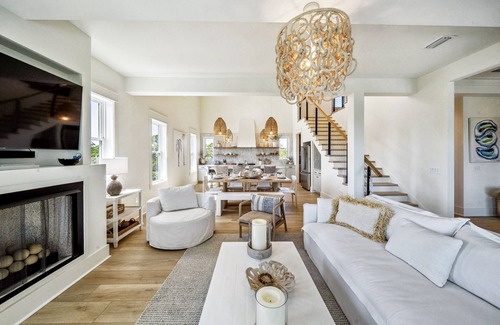 Plantation House | The Mango Tree: New Home- Stunning Priv. Pool, Designer Finishes, Pet Friendly!
