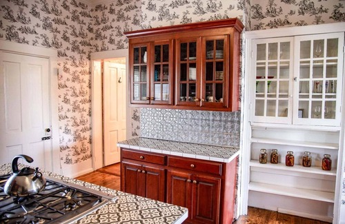 Altamont House | The Manor 1885 Altamont