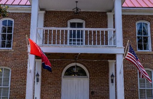 Altamont House | The Manor 1885
