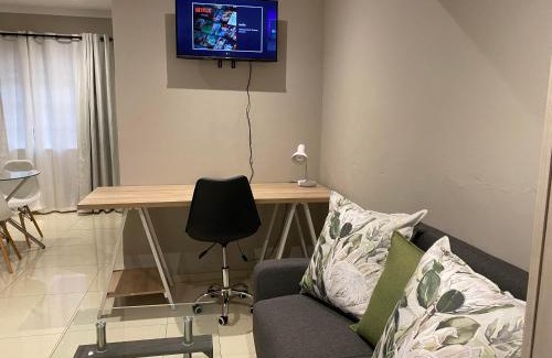 Greater Johannesburg Metropolitan Area Apartment | The Manor