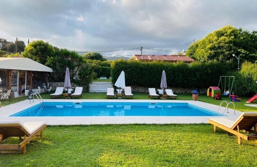 Archaia Olympia House | The Mansion of Dionisos and Dimitras 2