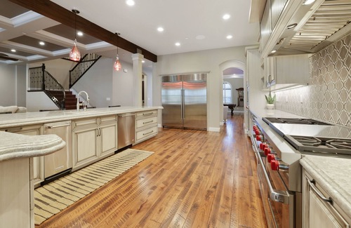 Porterville House | The Mansion | Theater & Pool