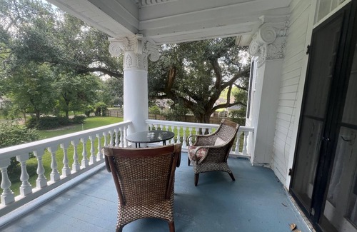 Hammond Bed & Breakfast | The Marie Antoinette