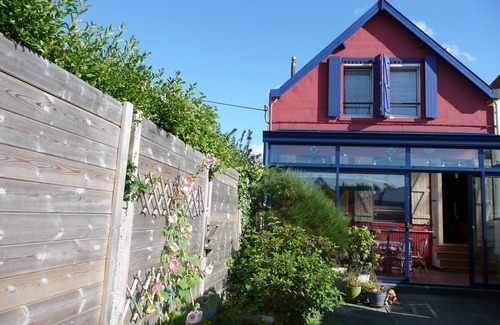 Ambleteuse House | The Marlotte. Fisherman's house in the village center.