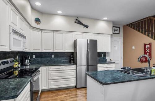 Sun Peaks Apartment | The Marmot's Den