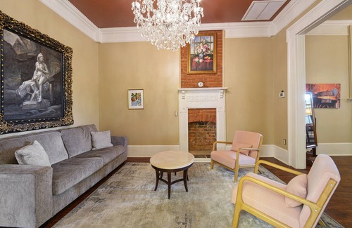 Treme Hotel | The Marsalis Deluxe Guesthouse