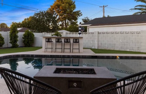 Camelback East Villa | The Mason - Luxurious Paradise in Phoenix with Heated Pool