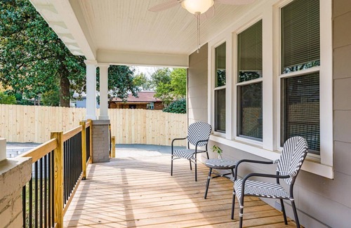 Summerville House | The Master Classic, 2.4 miles to Augusta National- 4 bedrooms, Sleeps 12