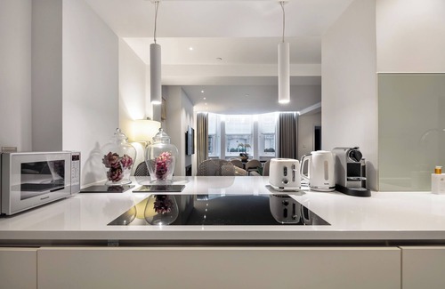 City of Westminster Apartment | The May Fair Residence Super King VIP/Air Con