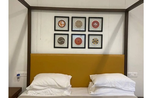Prabhadevi House | The Maya - 2 bhk cottage with pool - sleeps 4