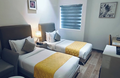 Uttukuli Hotel | The Mayberry A Bergamont Hotel Tiruppur