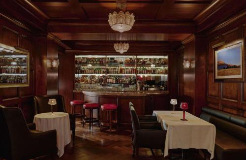 Beverly Hills Hotel | The Maybourne Beverly Hills, Maybourne