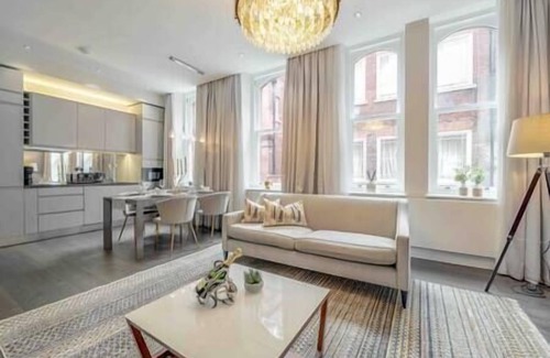 Soho Apartment | The Mayfair King