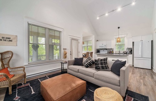 Cherry Valley House | The Mayflower - 4 Pine Forest