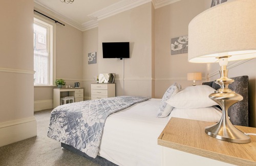 South Cliff Hotel | The Maynard