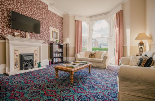 South Cliff Hotel | The Maynard