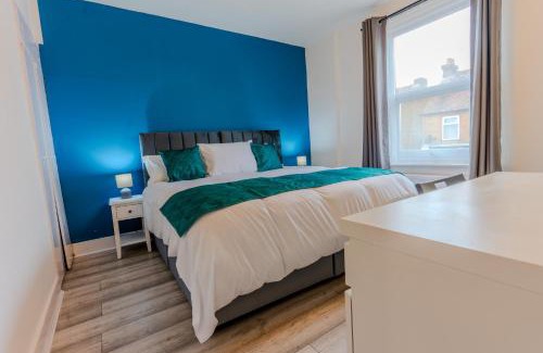 Gillingham Apartment | The Medway Hub Contractors & Families Welcome