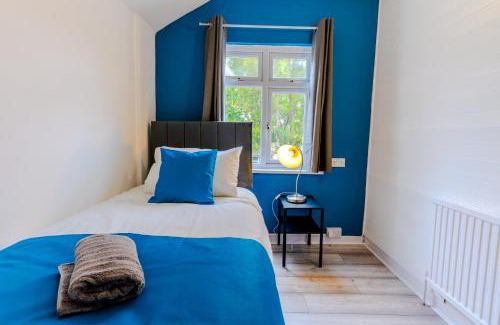 Gillingham Apartment | The Medway Hub Contractors & Families Welcome